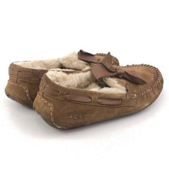 UGG Dakota Bow Moccasin Slippers 7 - Picture 5 of 12